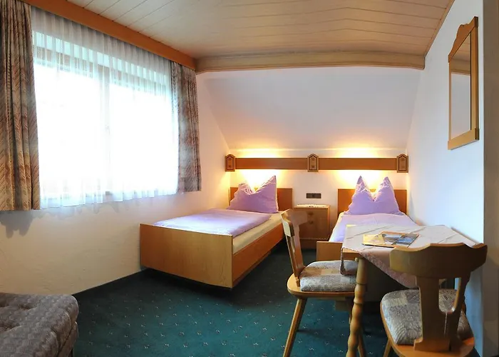 Nickl בית הארחה